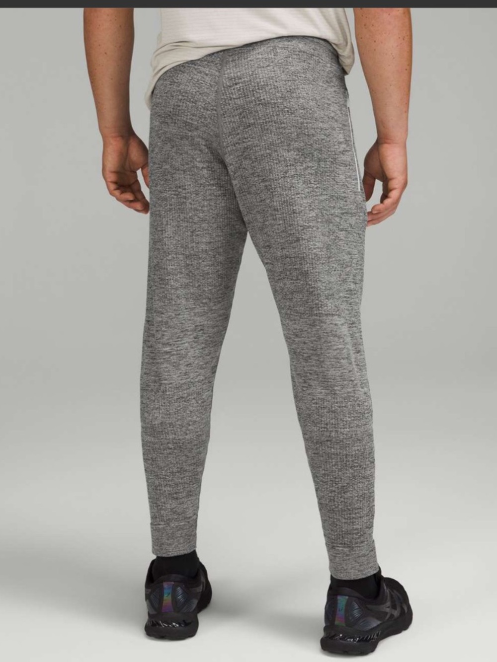 Lululemon Engineered Warmth Merino Wool Jogger Vapor/Gull Grey/Black. Size XL. - Picture 4 of 15